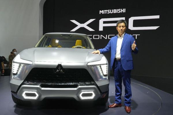 Alessandro mengatakan, Mitsubishi XFC Concept mengusung konsep desain Silky & Solid