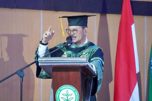 Didirikan baru pada 2018 lalu, pengukuhan menandai kali pertamanya Polbangtan miliki Guru Besar.