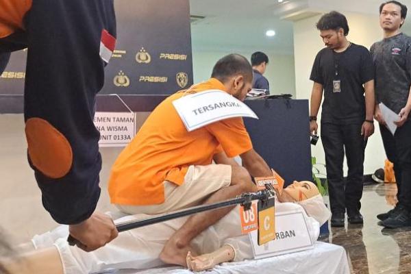Polda Metro Jaya menggelar rekonstruksi kasus mutilasi Angela Hindriati yang dilakukan tersangka Ecky Listiantho