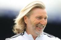 Robbie Savage Bangga Sang Anak Cetak Gol Debut