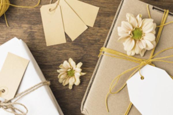 Tak Harus Mahal, 5 Ide Kado Ulang Tahun Ini Bikin Pasangan Terharu