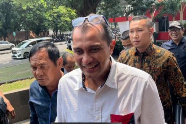 KPK harus bertindak cepat dalam menindaklanjuti laporan Ketua IPW, Sugeng Teguh Santoso kepada Eddy sapaan akrab Edward