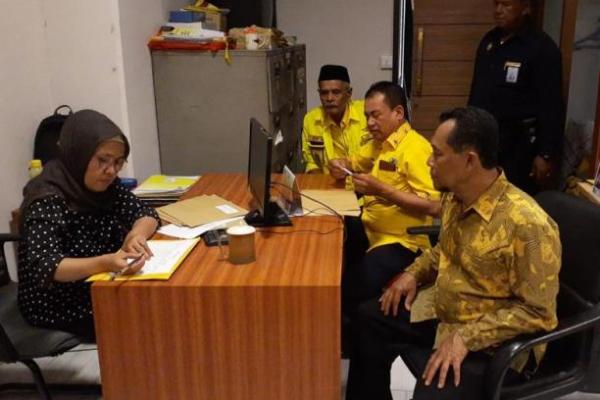 Partai Golkar Kabupaten Bogor, Jawa Barat, bergejolak terkait belum melengkapi kepengurusan.