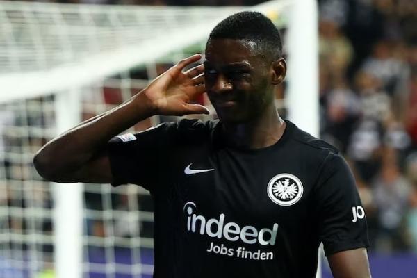 Bayern Munich Pertimbangkan Rencana Pembelian Kolo Muani