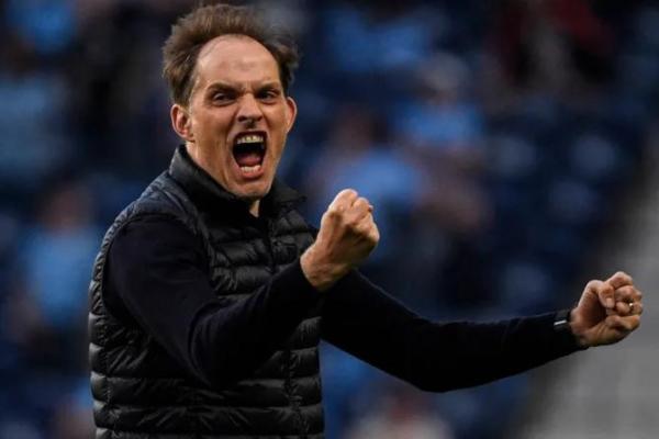 Manchester United (MU) dikabarkan mulai mempertimbangkan nama Thomas Tuchel sebagai kandidat utama untuk menggantikan manajer saat ini, Erik ten Hag.