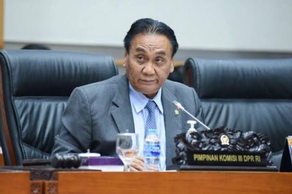 Revisi UU MKRI sudah dilaksanakan, semoga selesai di masa sidang ini.