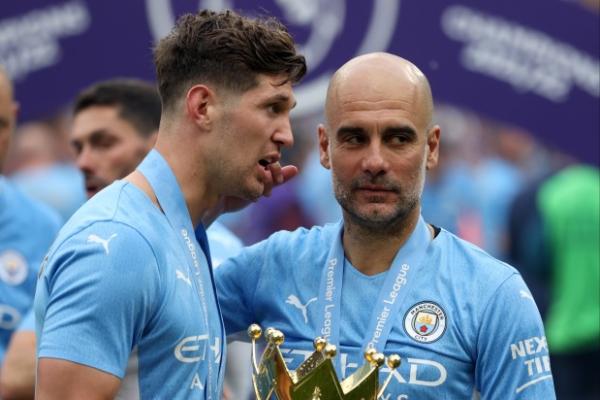 John Stones Yakin Bisa Main hingga Usia 40 Tahun