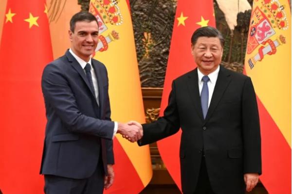 PM Spanyol Desak Xi Jinping Berbicara dengan Presiden Zelenskyy