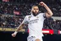 Madrid Bikin Barcelona Nyungsep, Benzema Hattrick Lagi