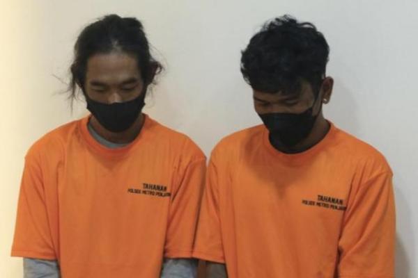 Dua pelaku tukang palak di Penjaringan, Jakarta Utara langsung dibekuk pihak Kepolisian.