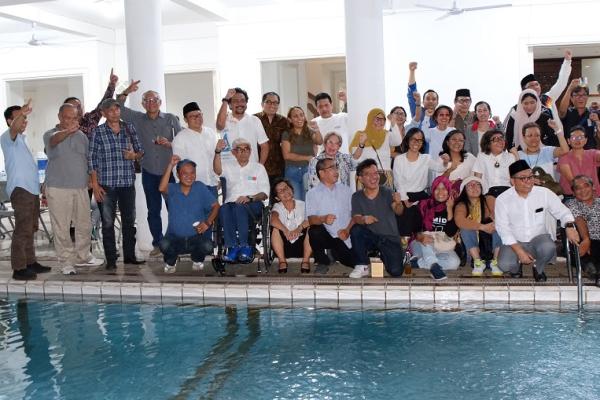 Momentum ini juga dimanfaatkan untuk perkuat ikatan kultural mantan aktivis Partai Rakyat Demokratik