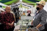 Pemerintah Genjot KUR Bagi UMKM Klaster Rantai Pasok 