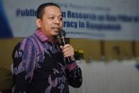 Tak Unggah Momen Bareng Ganjar di Medsos, Qodari: Jokowi Jaga Keseimbangan Politik