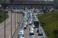 Arus Kendaraan Jakarta menuju Kalikangkung Masih Padat