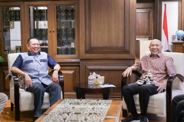 Bertemu Menteri Teten Masduki, Bamsoet: IMI Gandeng Kementerian Koperasi dan UKM Dalam Berbagai Event Olahraga Otomotif Indonesia