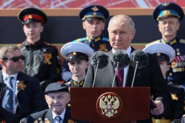 Pemimpin Rusia menuduh kekuatan Barat mencoba membangun sistem perampokan, kekerasan, dan penindasan.