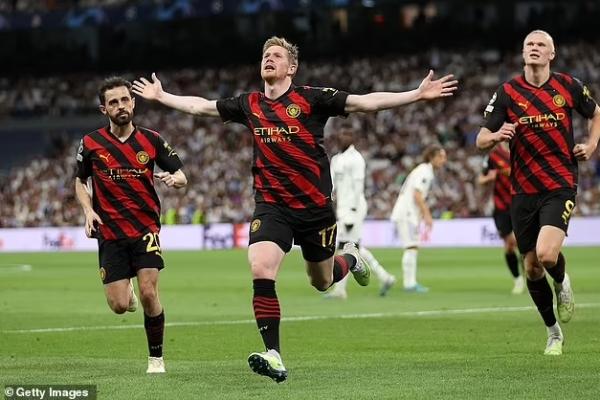 Gol Kevin de Bruyne pada menit ke-67 dianggap tidak sah, karena bola dianggap terlebih dahulu meninggalkan lapangan.