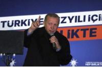 Remaja di Turkiye Dipenjara karena Gambar Kumis Hitler di Poster Erdogan
