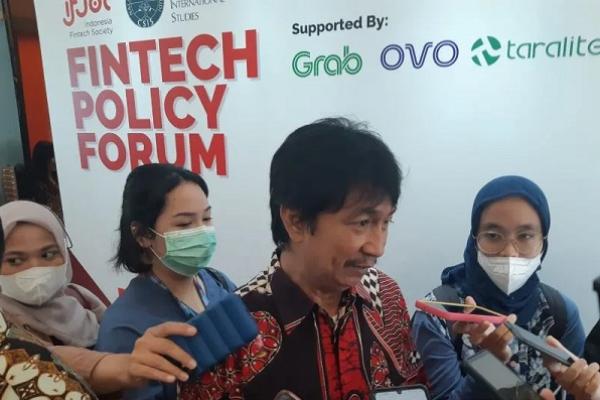 OJK Sebut Fintech P2P Lending Jadi Solusi Pendanaan UMKM