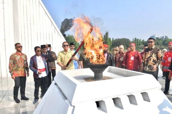 Peringatan HUT ke-206 Pahlawan Nasional Pattimura, Bamsoet Minta Generasi Muda Teladani Semangat Juang Pattimura