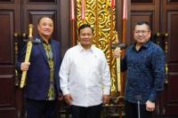 Prabowo Terima HT dan Paguyuban Sosial Tionghoa