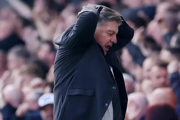 Sam Allardyce Pamit pasca Leeds Terdegradasi dari Liga Inggris