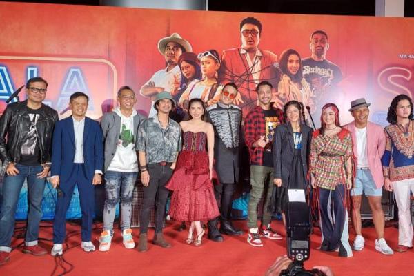 Gilang Dirga, Tora Sudiro, Aryo Wahab dan artis lainnya bermain di film teranyar berjudul Star Syndrome. Soal apa?