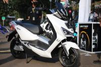 Wow Keren Banget, Isi Baterai Motor Listrik Ini Bisa dengan Daya 900 VA