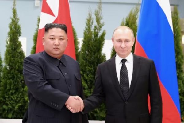  Kim Jon Un membuat janji dalam sebuah pesan kepada Presiden Rusia Vladimir Putin menandai Hari Nasional Rusia.
