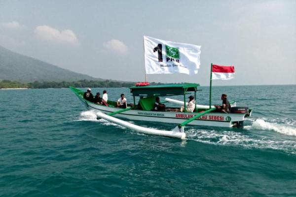 Bantu Ambulance Laut di Pulau Sebesi bantu Kesehatan Warga