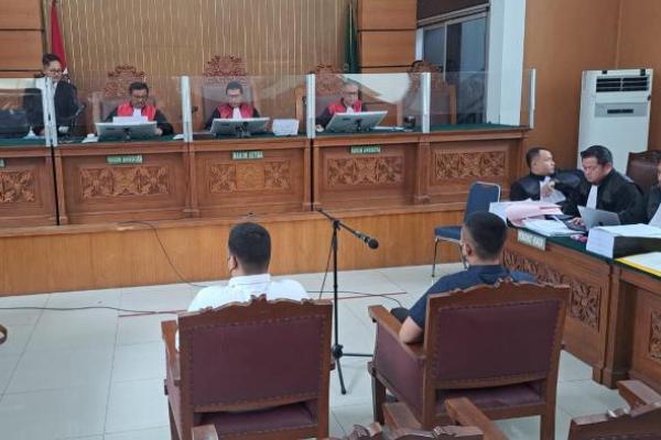 Lima sekuriti di lokasi kejadian penganiayaan terhadap korban David Ozora dihadirkan dalam sidang terdakwa Mario Dandy