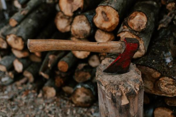 Pria Bersenjata Kapak Mengamuk di Tiga Restoran China