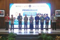 Menaker Ida Buka Job Fair di Kebumen, Tersedia 11.000 Lowongan Kerja