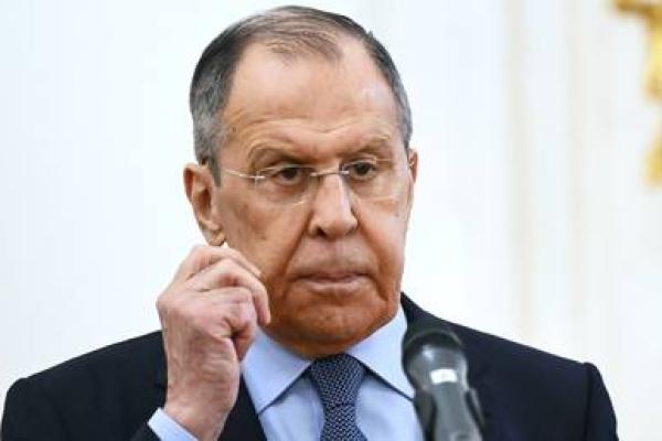  Lavrov mengatakan bahwa Rusia belum melihat konfirmasi dari satu fakta penembakan yang disengaja terhadap sasaran sipil oleh tentara Rusia.