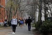 Penerimaan Mahasiswa Jalur "Warisan" Harvard Dianggap Rasis