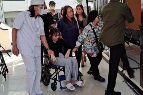 Anastasia Pretya Amanda (APA) mantan kekasih Mario Dandy hadir dalam persidangan dengan menjadi saksi.