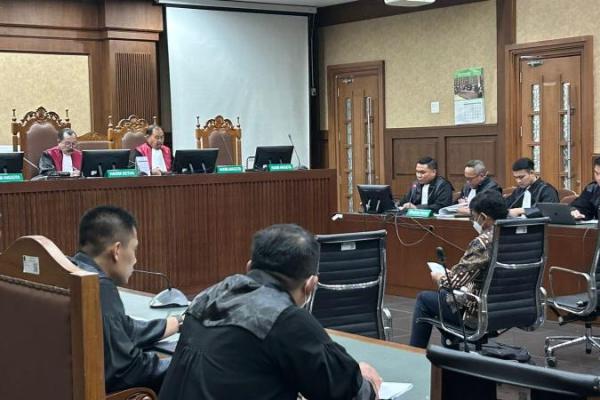 Johnny G Plate mengajukan eksepsi atas kasus dugaan korupsi penyediaan infrastruktur BTS 4G dan BAKTI Kominfo tahun 2020-2022.