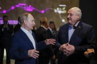 Vladimir Putin Sebut Serangan Balasan Ukraina Gagal saat Menjamu Lukashenko