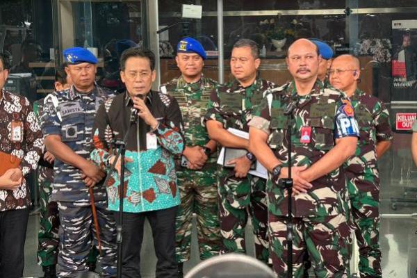 Permintaan maaf disampaikan setelah pimpinan KPK bertemu dengan Komandan Puspom TNI Marsekal Muda Agung Handoko di Gedung Merah Putih KPK