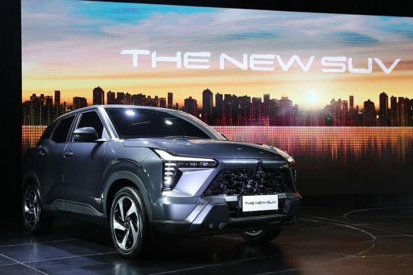 Mitsubishi XFORCE Ultimate CVT dengan harga Rp 412,9 juta dam Exceed CVT seharga Rp 379,9 juta