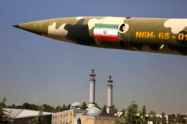 Iran telah memperoleh teknologi rudal jelajah supersonik.