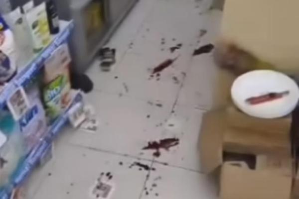 Polisi mengungkap peristiwa dibalik video viral di media sosial bercak darah yang berceceran di minimarket 