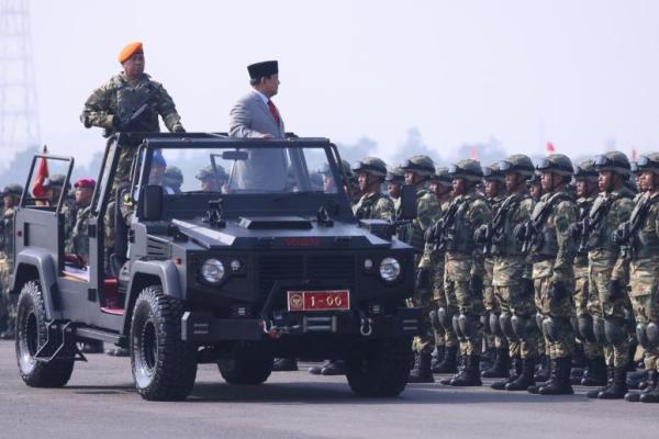 Penetapan tersebut dilakukan setelah Prabowo memeriksa kelengkapan pasukan Komcad di Pusdiklatpassus Kopassus Batujajar, Kabupaten Bandung Barat.