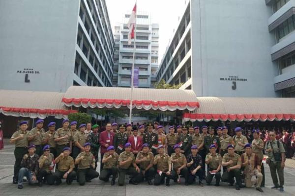 Menurut Agustinus, derasnya budaya asing yang masuk ke Indonesia melalui medsos, berpeluang mempengaruhi nilai-nilai ke-Indonesiaan dan rasa cinta Tanah Air.