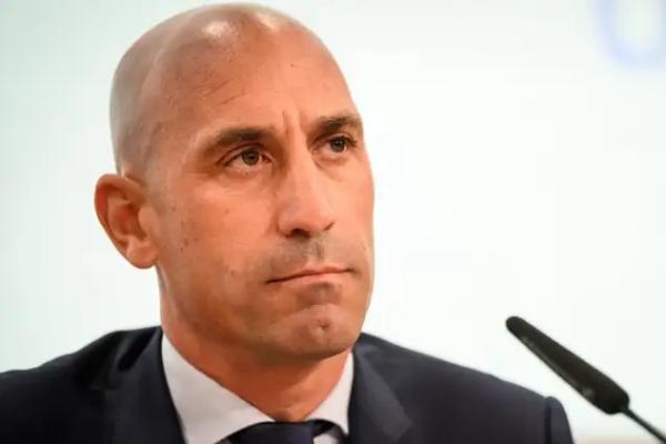 Presiden Komite RFEF Desak Luis Rubiales Mundur