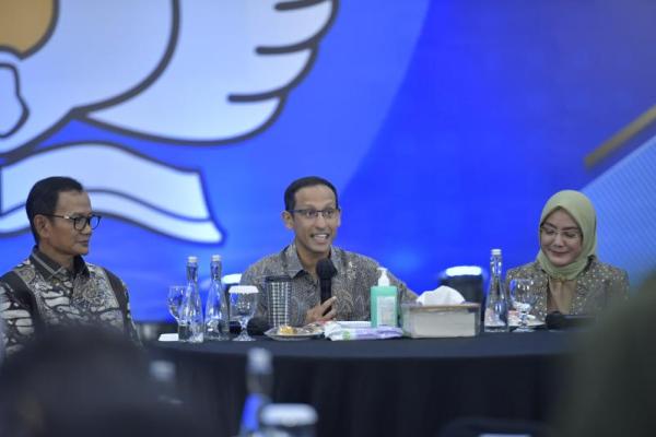 Nadiem Bantah Kurikulum Merdeka Cuma Untungkan Siswa Pintar
