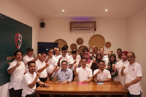 Perisai Nusantara diiniasasi sejak akhir Juni 2023. Digagas oleh sejumlah eks aktivis Pelajar Islam Indonesia (PII). 
