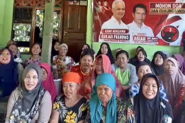 Kami masyarakat Kabupaten Bogor mengucapkan selamat ulang tahun untuk Mbak Puan, sehat selalu, panjang umur, merdeka.