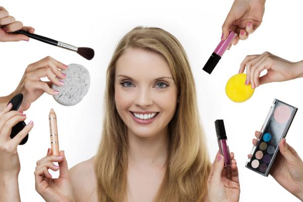 Untuk membuat makeup Anda lebih tahan lama, pastikan jangan biasakan sering memegang wajah meski tanpa sengaja