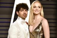 Bercerai dengan Sophie Turner, Joe Jonas Tahan Paspor Anak-anaknya